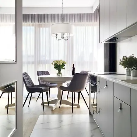 아파트 Nadjeziorne Z Tarasem Na Dachu