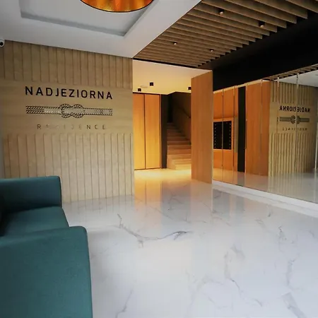 Nadjeziorne Z Tarasem Na Dachu