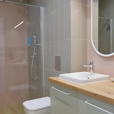 Nadjeziorne Z Tarasem Na Dachu Apartment *